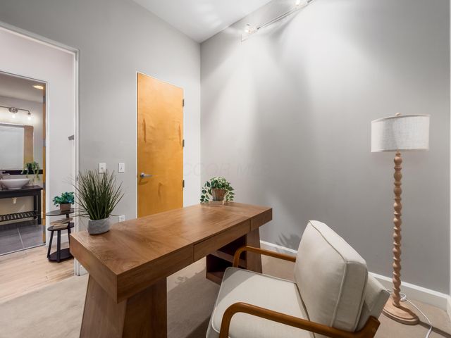 106 N High Street, 302, Columbus, OH 43215
