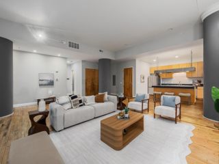 106 N High Street, 302, Columbus, OH 43215