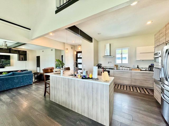 18200 CYPRESS COVE LANE, Lutz, FL 33549
