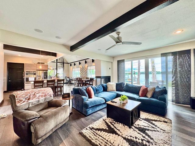 18200 CYPRESS COVE LANE, Lutz, FL 33549