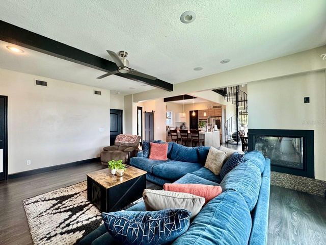 18200 CYPRESS COVE LANE, Lutz, FL 33549