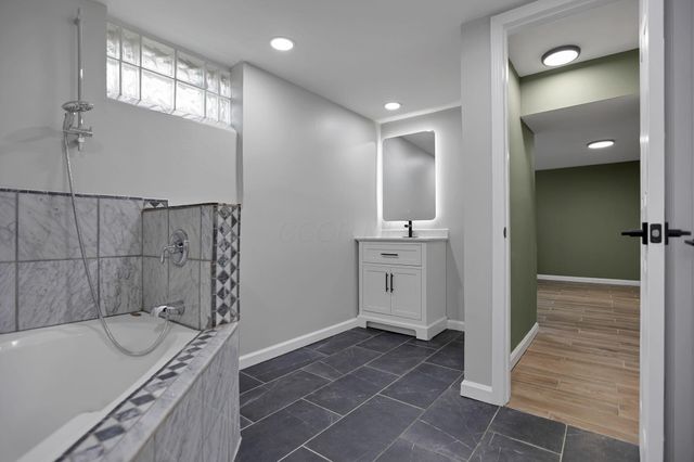 1251 Dellwood Avenue, Columbus, OH 43227