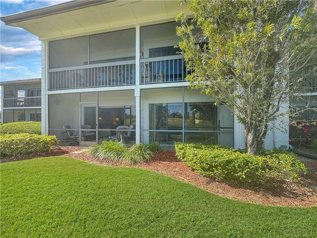 3300 Twin Lakes Terrace 103, Fort Pierce, FL 34951