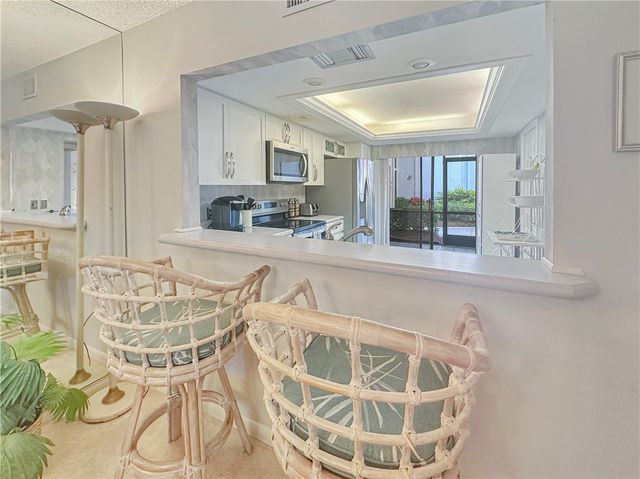 3300 Twin Lakes Terrace 103, Fort Pierce, FL 34951