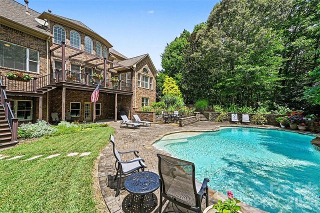 2216 Highland Forest Drive, Marvin, NC 28173