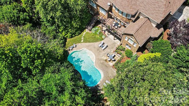 2216 Highland Forest Drive, Marvin, NC 28173