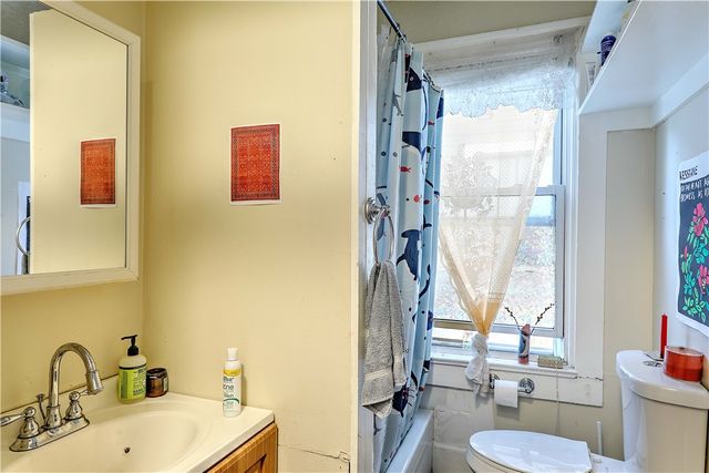 109 Bowen Street, Providence, RI 02906