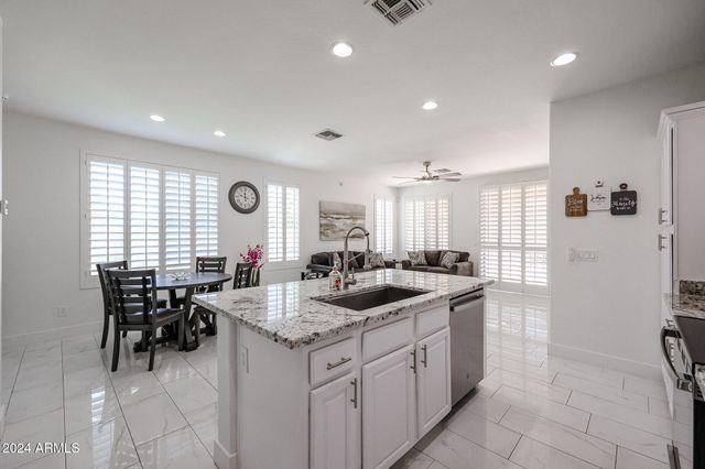 10101 W CORDES Road, Tolleson, AZ 85353