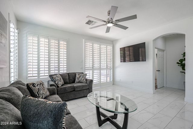 10101 W CORDES Road, Tolleson, AZ 85353