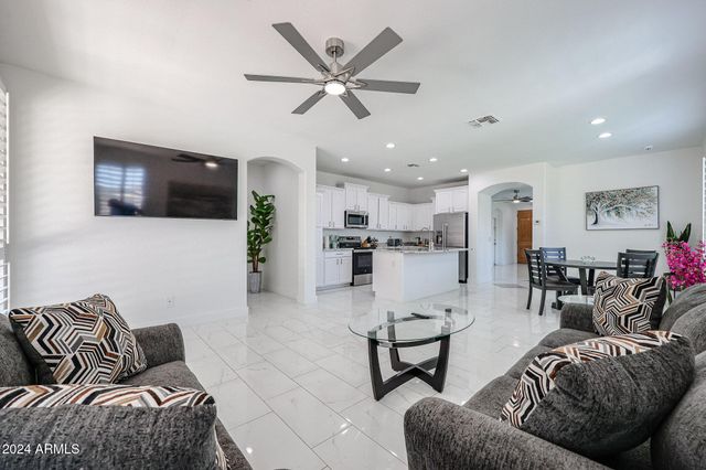 10101 W CORDES Road, Tolleson, AZ 85353