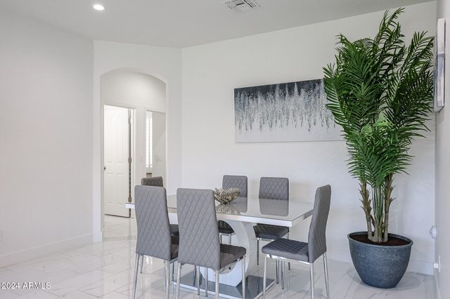 10101 W CORDES Road, Tolleson, AZ 85353