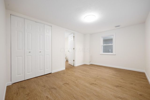 2045 Whitehead Road, Columbus, OH 43223