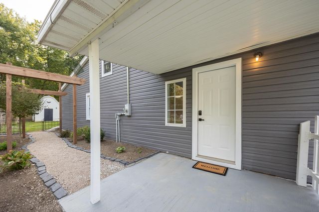 2045 Whitehead Road, Columbus, OH 43223