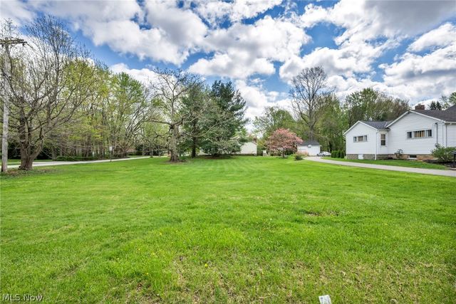 8750 Evergreen Drive, Mentor, OH 44060