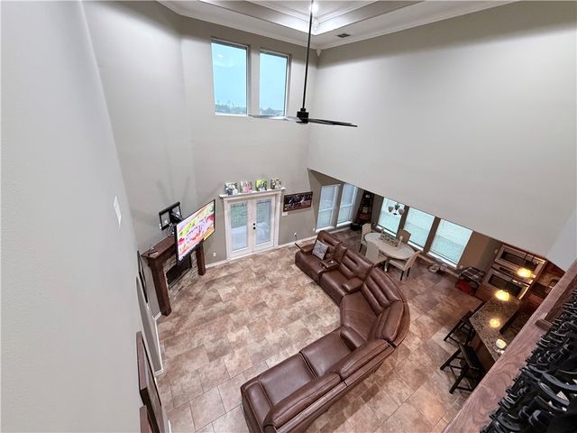 3733 Lake Hawkins Ct, Robstown, TX 78380