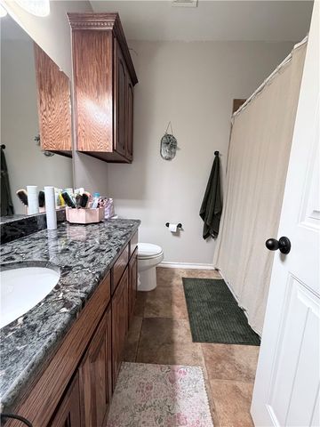 3733 Lake Hawkins Ct, Robstown, TX 78380