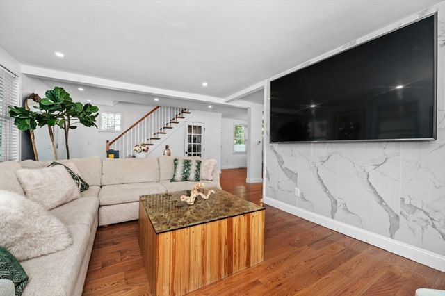 31 Gibbon, Marlborough, MA 01752