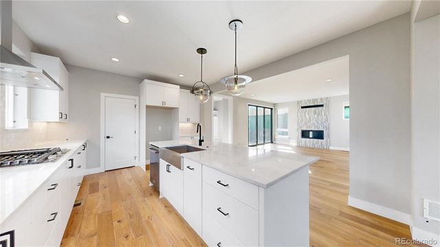 5608 Grandville Avenue, Longmont, CO 80503