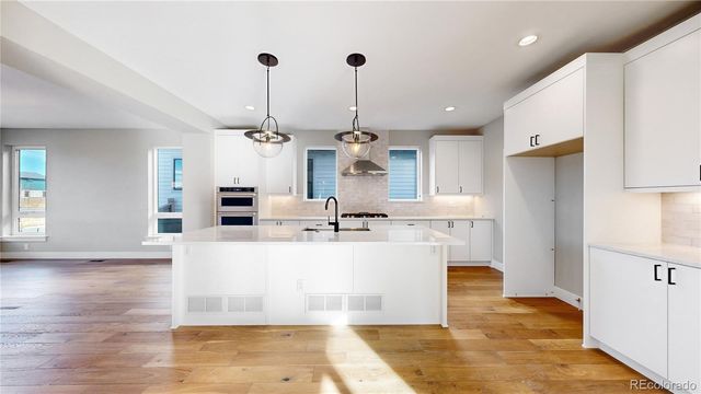 5608 Grandville Avenue, Longmont, CO 80503