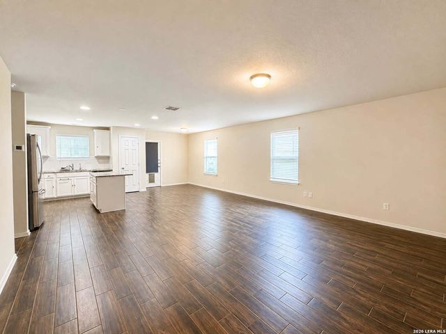 7807 COTTONWOOD RDG, Boerne, TX 78015