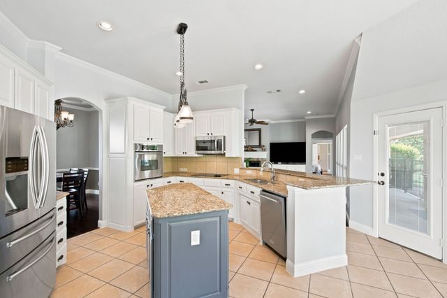 10224 Mustang Wells Drive, Fort Worth, TX 76126
