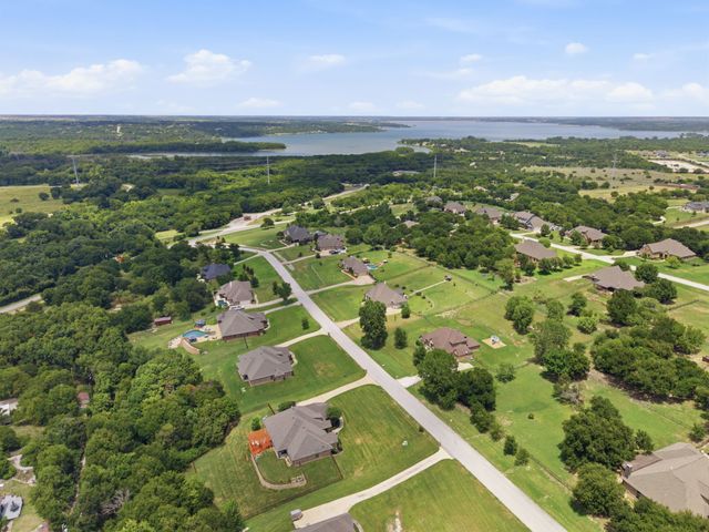 10224 Mustang Wells Drive, Fort Worth, TX 76126
