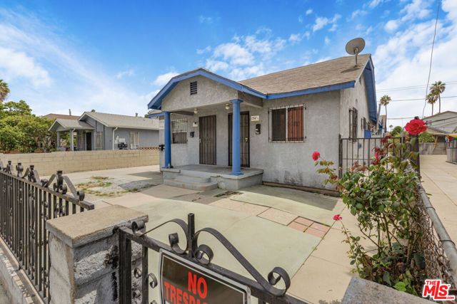 150 W 76th Street, Los Angeles, CA 90003
