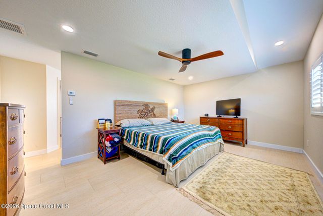 30 Westview Lane, Cocoa Beach, FL 32931