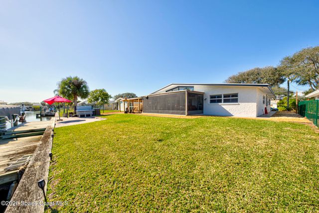 30 Westview Lane, Cocoa Beach, FL 32931