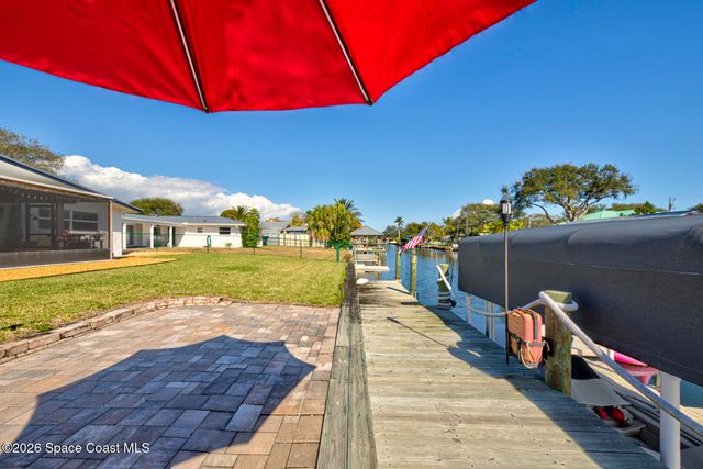 30 Westview Lane, Cocoa Beach, FL 32931