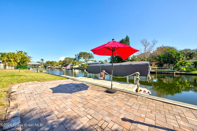 30 Westview Lane, Cocoa Beach, FL 32931