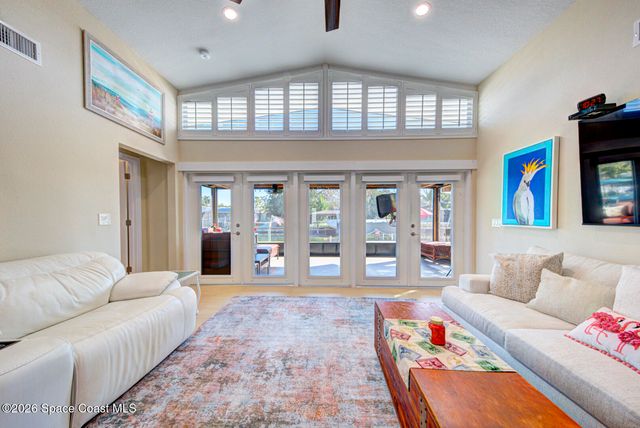 30 Westview Lane, Cocoa Beach, FL 32931