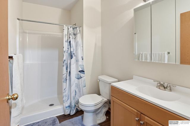 13956 Hickory Circle, Omaha, NE 68144
