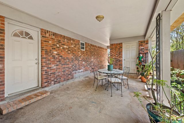 2325 Wilkes Street, Bryan, TX 77803