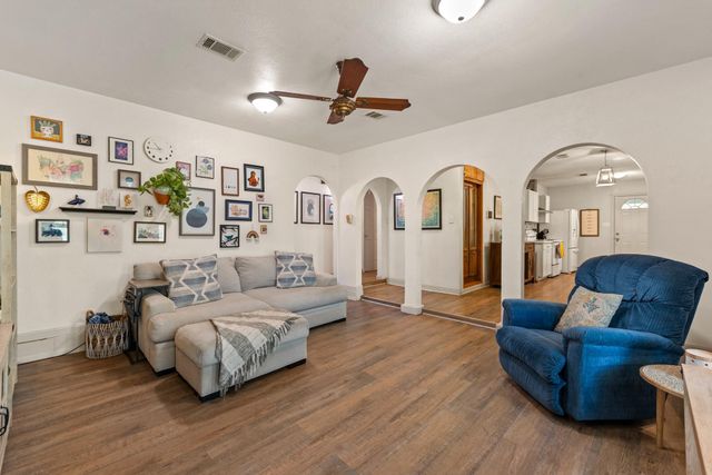 2325 Wilkes Street, Bryan, TX 77803