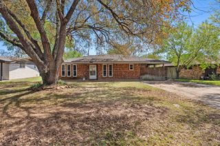 2325 Wilkes Street, Bryan, TX 77803