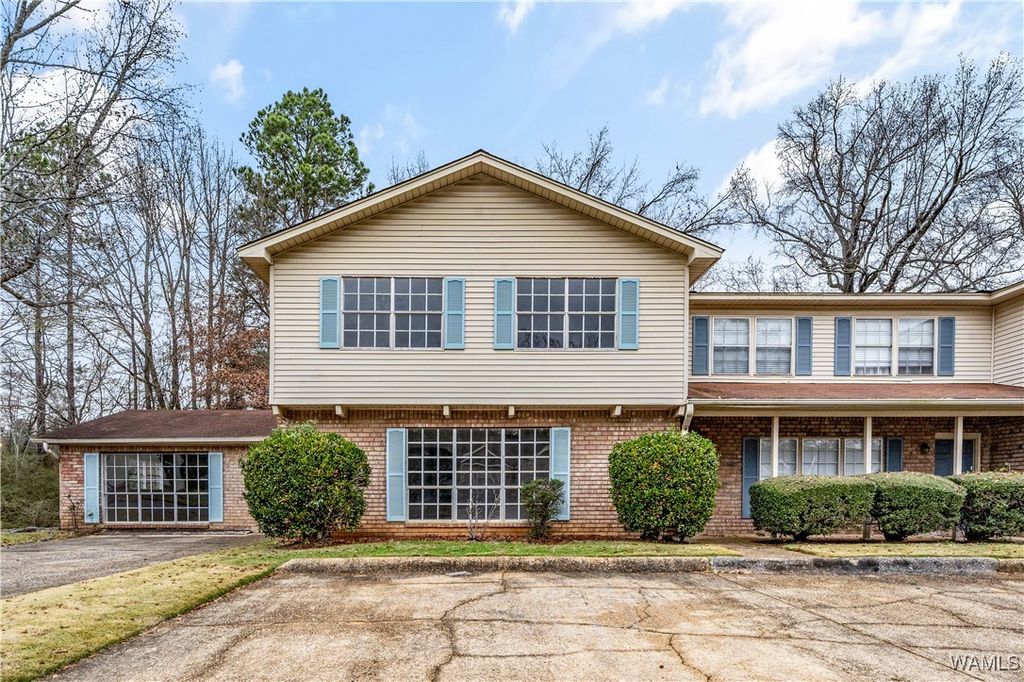 5300 Woodland Trce, Tuscaloosa, AL 35405