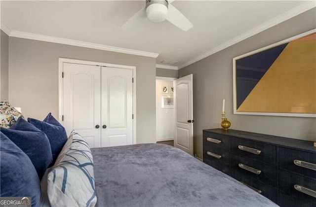1572 Gilstrap Lane NW, Atlanta, GA 30318