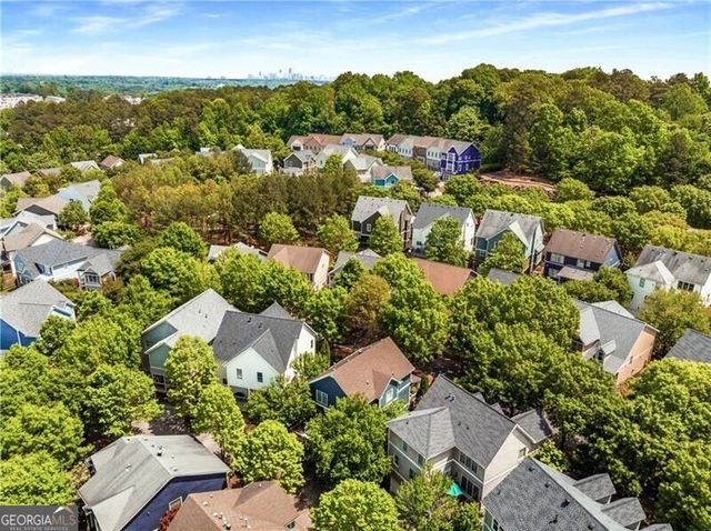 1572 Gilstrap Lane NW, Atlanta, GA 30318