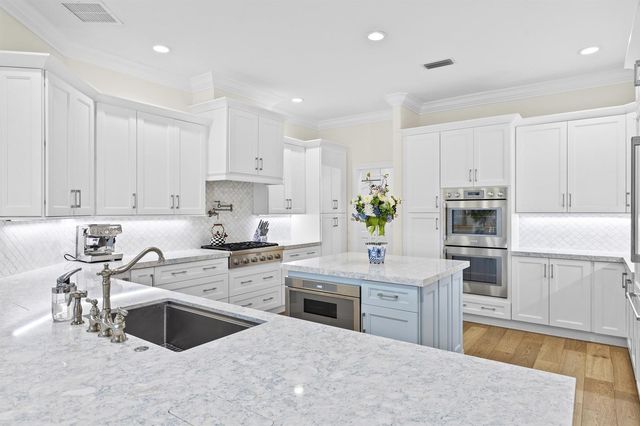 2821 SE North Lookout Boulevard, Port St. Lucie, FL 34984