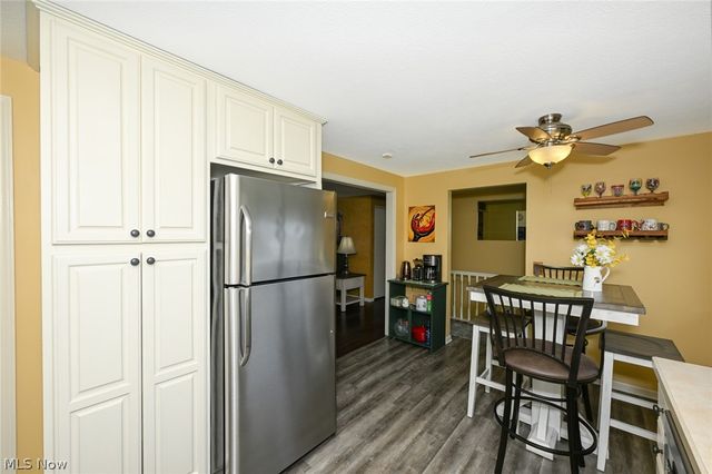 1156 Terrace Road NW, North Canton, OH 44720