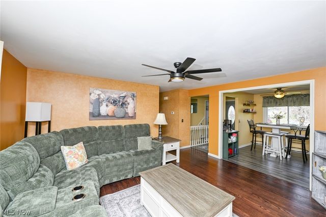 1156 Terrace Road NW, North Canton, OH 44720