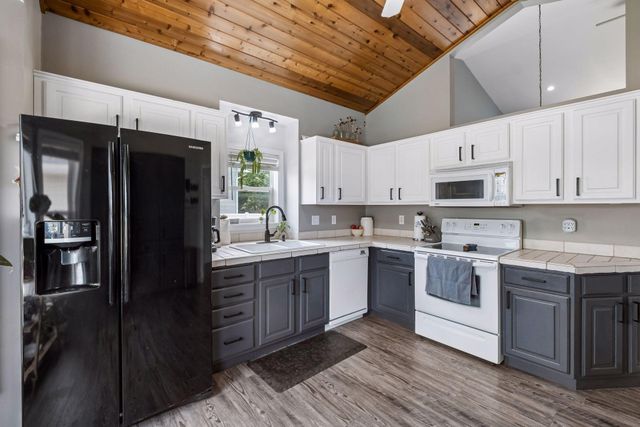 17532 Freeport Way, Farmington, MN 55024