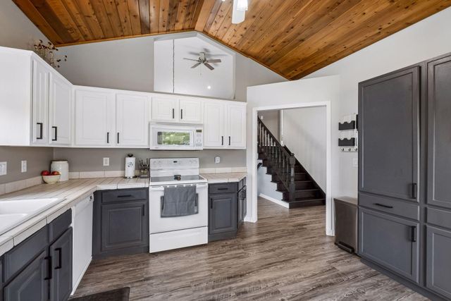 17532 Freeport Way, Farmington, MN 55024