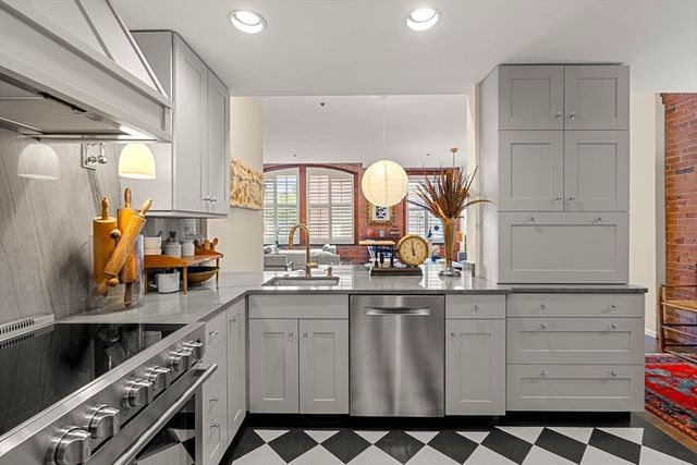 1243 Adams Street PM309, Boston, MA 02124