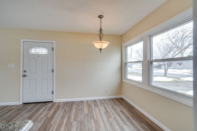 1203 Sarlson Avenue, Akron, OH 44314