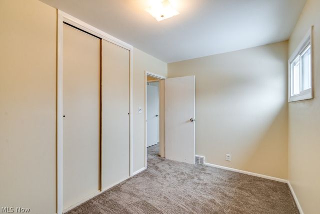 1203 Sarlson Avenue, Akron, OH 44314