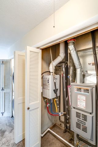 1203 Sarlson Avenue, Akron, OH 44314