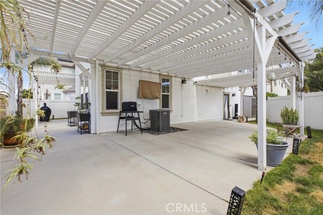 31752 Green Oak, Temecula, CA 92592