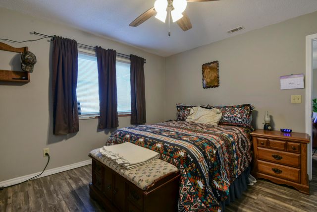 26876 Farm Rd 1170, Eagle Rock, MO 65641